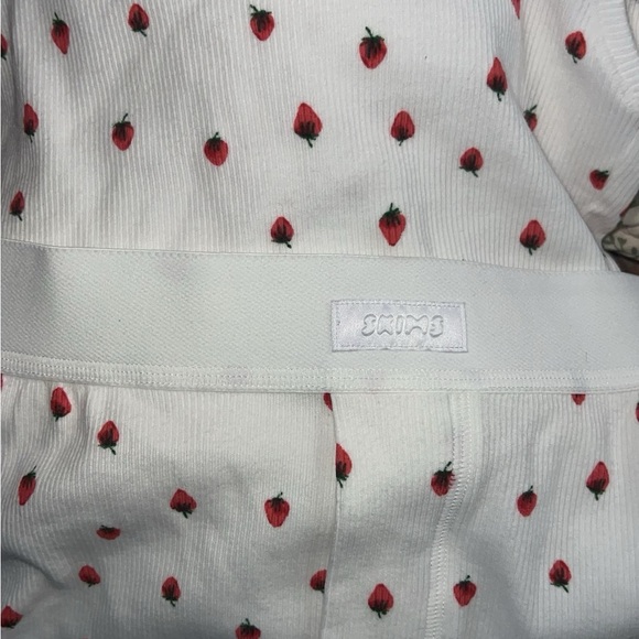 SKIMS 🍓🍓Cotton Rib Tank Size M loose Rib Boxer Size S - Picture 10 of 11